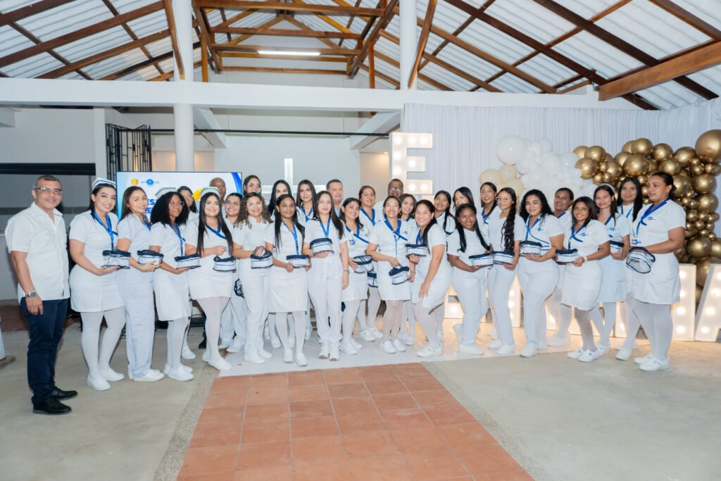 clinica maicao dia de la enfermeria mayo 2025