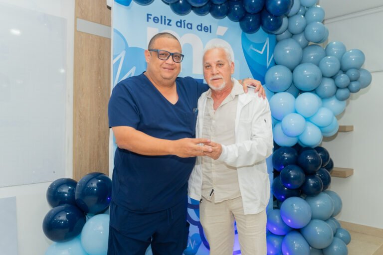Reconocimiento al Compromiso y la Dedicación Médica:  Dr. José Mejía - Anestesiólogo